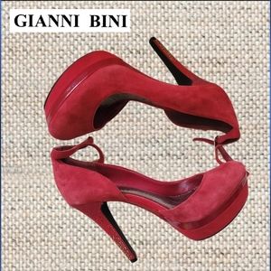 Gianni Bini Red Sexy Platform Heels
